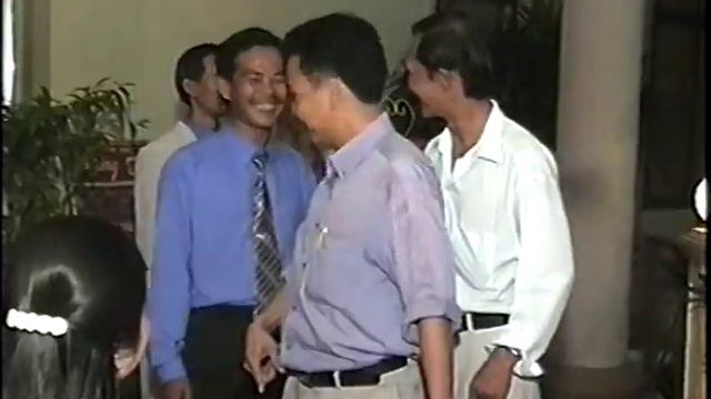 Đám cưới Tường Thoại--Kim Loan 15/12/2002 phần 3 смотреть онлайн