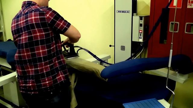 Многозадачный утюжильный стол Octopus PRIMULA смотреть онлайн