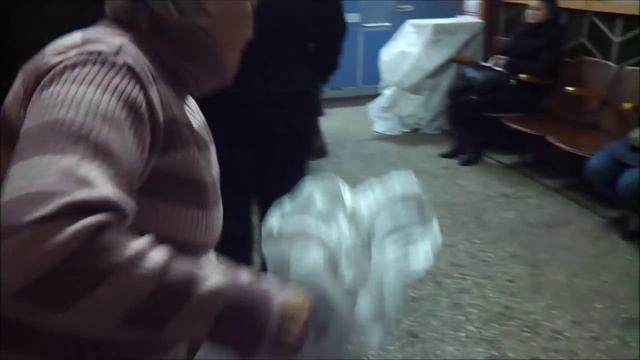 Почта России, как разгружают посылки в отделении. смотреть онлайн