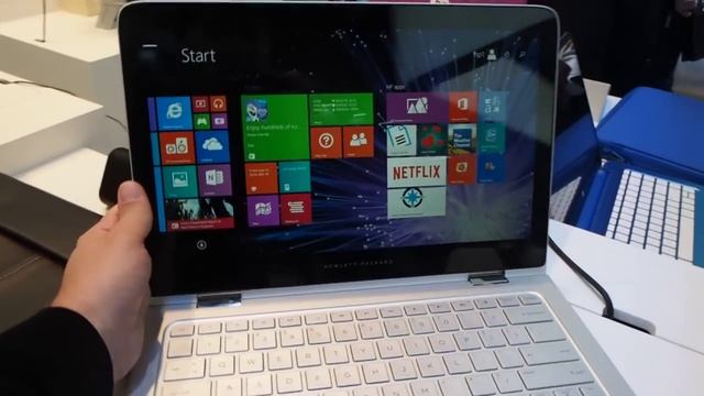 HP Spectre X360: présentation en français au MWC 2015 смотреть онлайн