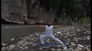 Сидим дома. Посильная Йога для тех кому за 50