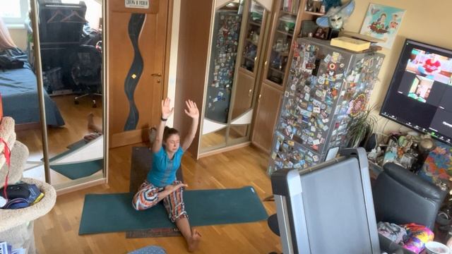 Комплекс на раскрытие бедер, раскрепощение поясницы, вытяжение мышц ног смотреть онлайн