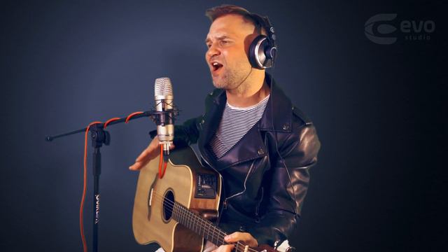 Deni Bezmow - Ain't no sunshine (by Bill Withers) #вокал #malecover #aintnosunshine #guitar смотреть онлайн