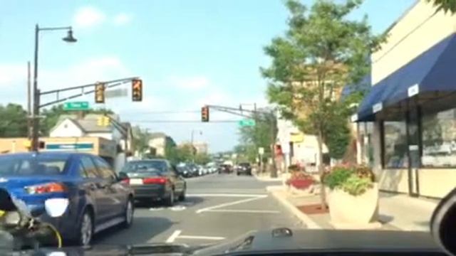 "herding cats" in highland park (take 624): motorcycle lane splitting on bike lane смотреть онлайн