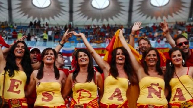 A la Roja смотреть онлайн
