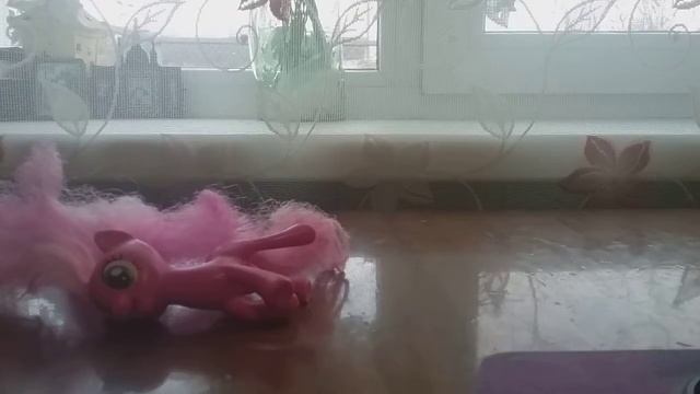 Как можно сделать гриву мягкой и блестящей и с запахом у пони смотреть онлайн
