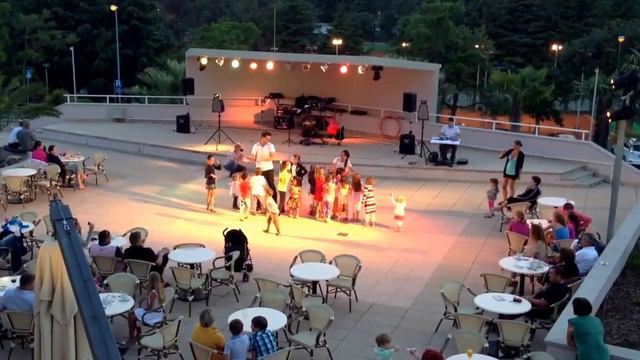 Lagunina Dance (Kroatien Poreč Albatros) смотреть онлайн