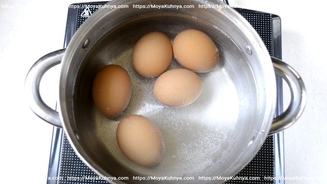 Сколько варить яйца всмятку и как отварить яйца вкрутую? смотреть онлайн