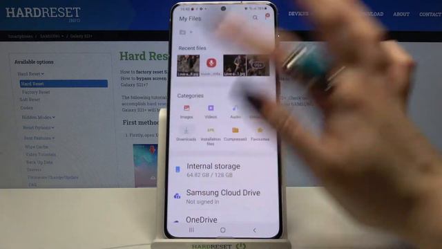 SAMSUNG Galaxy S21+ Find & Open Downloaded Files смотреть онлайн