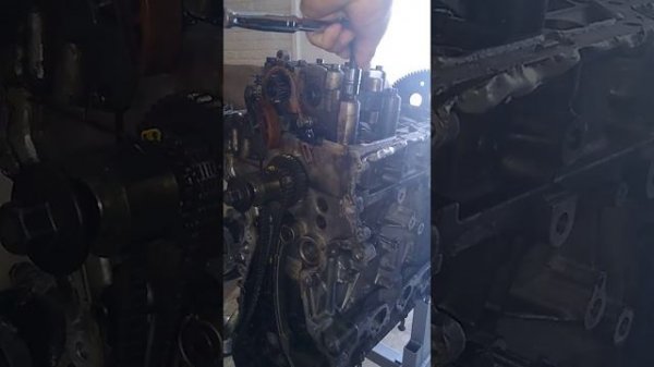 QR25DE Balancer assembly removal.