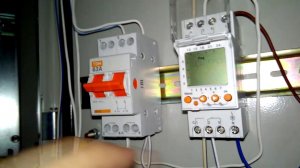 Цифровое реле времени TDM ТЭ822. Программирование таймера, включения выключения.