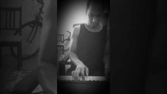 James Bond Theme - Piano Cover by mcbais смотреть онлайн