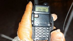 Рация Baofeng UV5R принимает сатком