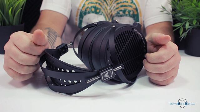 Audeze LCD2C Classic Headphones Review смотреть онлайн
