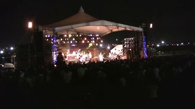 Gary Sinise The Lieutenant Dan Band - Conga