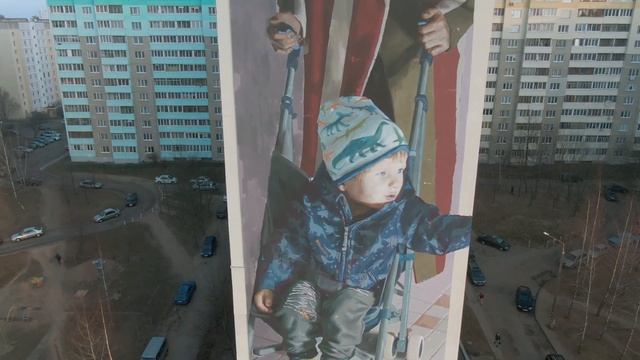 Герои нового времени – муралы на улице Притыцкого смотреть онлайн