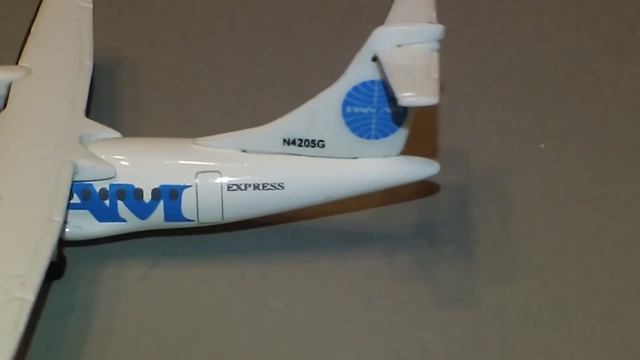 Review: Herpa 1/500 Scale Pan Am Express ATR-72-300 Reg. N4205G #508056 Limited Edition смотреть онлайн