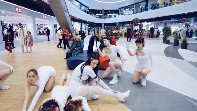 [ K-POP IN PUBLIC RUSSIA ONE TAKE ] CHUNG HA 청하 - "Stay Tonight" Dance Cover смотреть онлайн