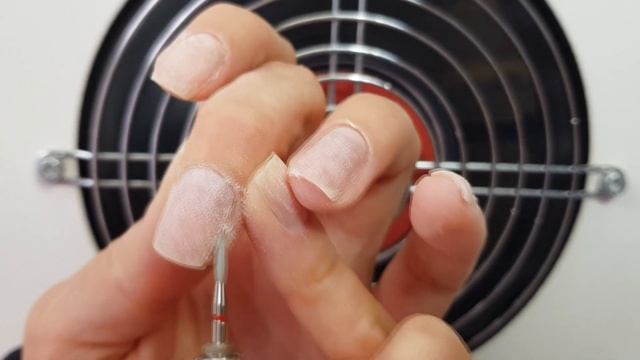 Аппаратный маникюр, снятие покрытия смотреть онлайн