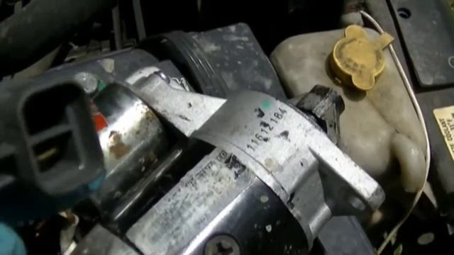 How to replace your starter on a Nissan D21 Hardbody смотреть онлайн