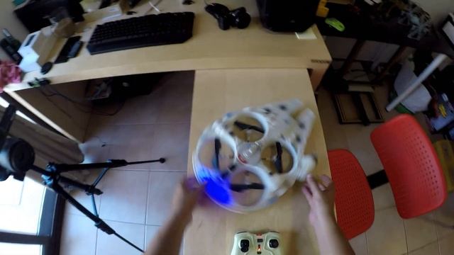 Star Wars Millennium Falcon in my house смотреть онлайн