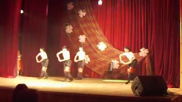 Танцы. Народный ансамбль танца "Каприз" ГДК г.о.Кинель смотреть онлайн