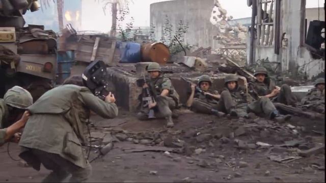 Full Metal Jacket - Bird is the Word смотреть онлайн