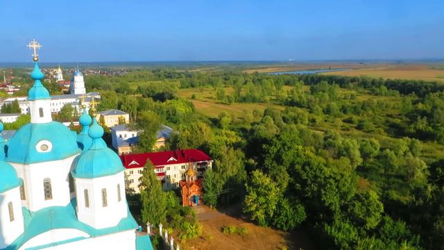 Елабуга - Вид с колокольни Спасского собора на центр города и Камскую пойму. смотреть онлайн