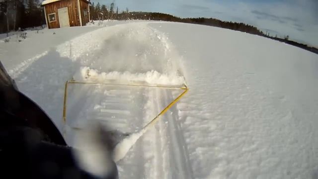 Sladdar spår (Lynx 5900 + hemmagjord nätsladd). смотреть онлайн