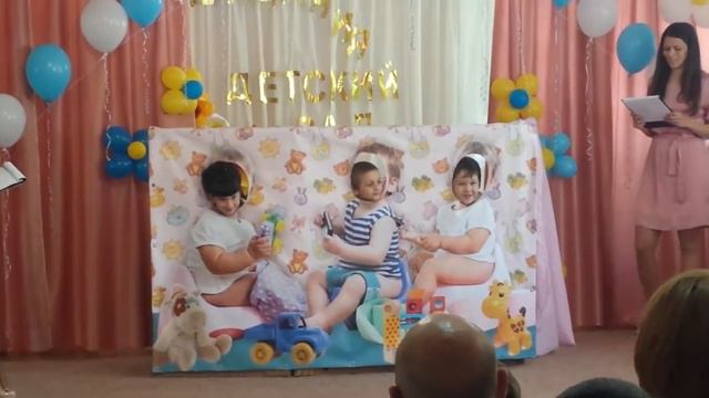 Сценка " На горшках" выпуск 2017 МБДОУ д/с №34 " Мишутка" города Новошахтинска смотреть онлайн