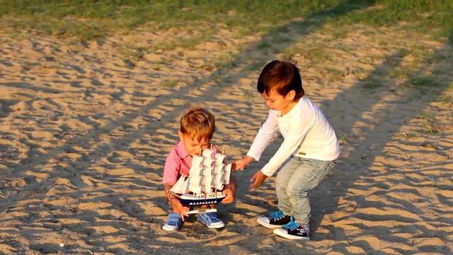 ТМ Капика. Детская спортивная обувь Весна-Лето 2016.