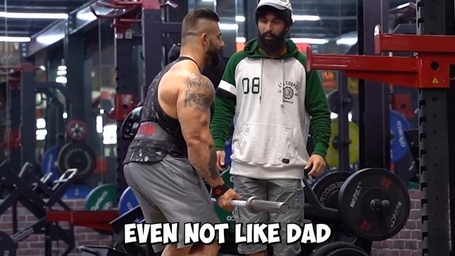 Elite Powerlifter Pretended To Be A BEGINNER In A GYM #2 | Anatoly Gym Prank