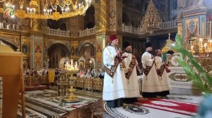 Просительная ектения в Почаевской Лавре - 4 диакона и братский хор