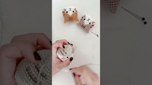 Hainchan: Sew the ears onto the cat head (new cat head) смотреть онлайн