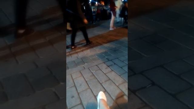 Пьём кофе в центре Стамбула почти на земле смотреть онлайн