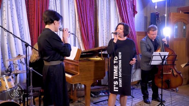 Golden Slumbers - Светлана Свирина и Светлана Колбасина смотреть онлайн