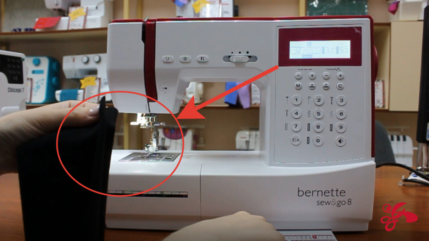 Вот почему Bernette Sew&Go 8 это восторг. Лучшая швейная машина смотреть онлайн