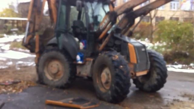 CASE 695 - 2002 г. Выездной сервис CASE