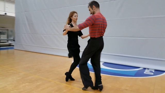 Luis Fonsi - Despacito ft. Daddy Yankee | Samba Show Dance смотреть онлайн