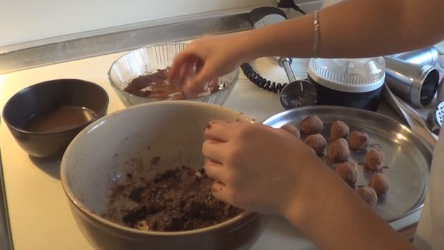 Конфеты из сухофруктов. Полезное и постное лакомство! смотреть онлайн