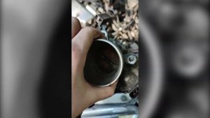 Снятие дросселя, чистка EGR Lancer 9