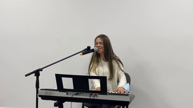 «Ангелов Божьих тысячи и тьма, все они вместе окружают меня» Sofia Deep смотреть онлайн