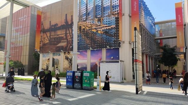 Дубай Экспо город прогулка среди павильонов 5ч смотреть онлайн