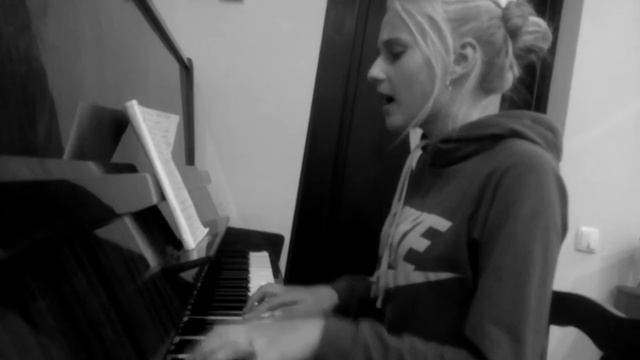 Марія Довгаюк-Спи собі сама( cover) смотреть онлайн