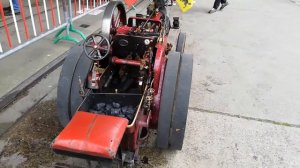 Паровой трактор