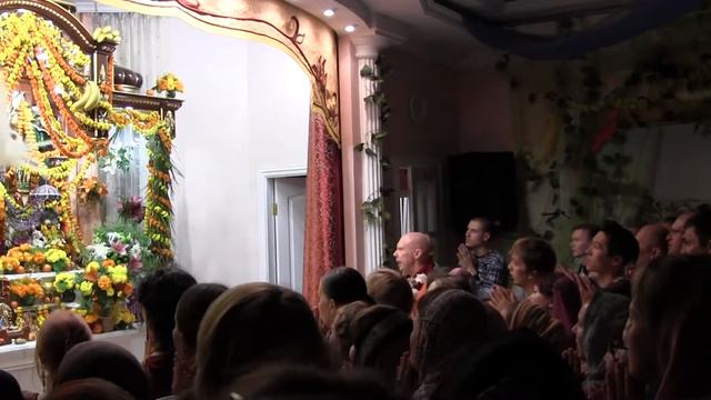 2012.08.11 Irkutsk. Janmastami. Midnight deities greeting смотреть онлайн
