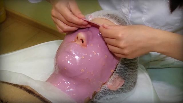 Фиолетовая с овсом и водорослями маска Касмара смотреть онлайн