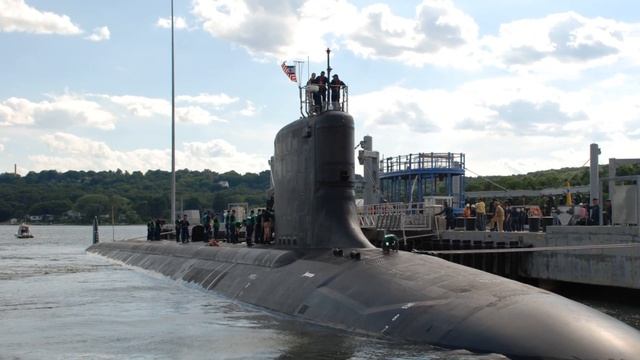 Субмарина Б-336 «Псков» проекта 945А «Кондор» начали отрабатывать глубоководные погружения смотреть онлайн