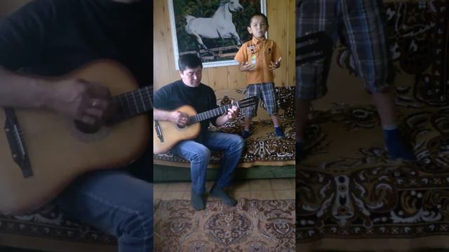 Будущая рок-звезда мальчик -Даниал смотреть онлайн