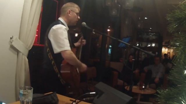 Acoustic set on Christmas Eve at Hotel Indigo York 2018 смотреть онлайн